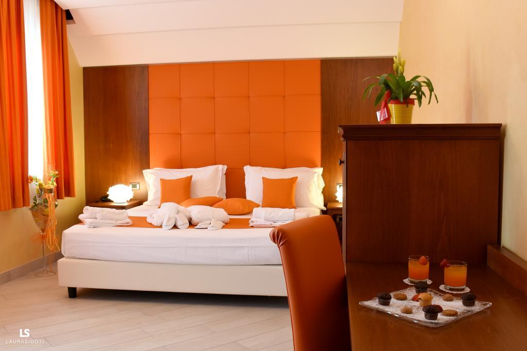 Hotel Riviera Azzurra Oliveri Zewnętrze zdjęcie